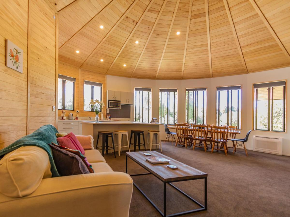 The Snowglobe - Ohakune Modern Yurt Style Chalet Ngoại thất bức ảnh