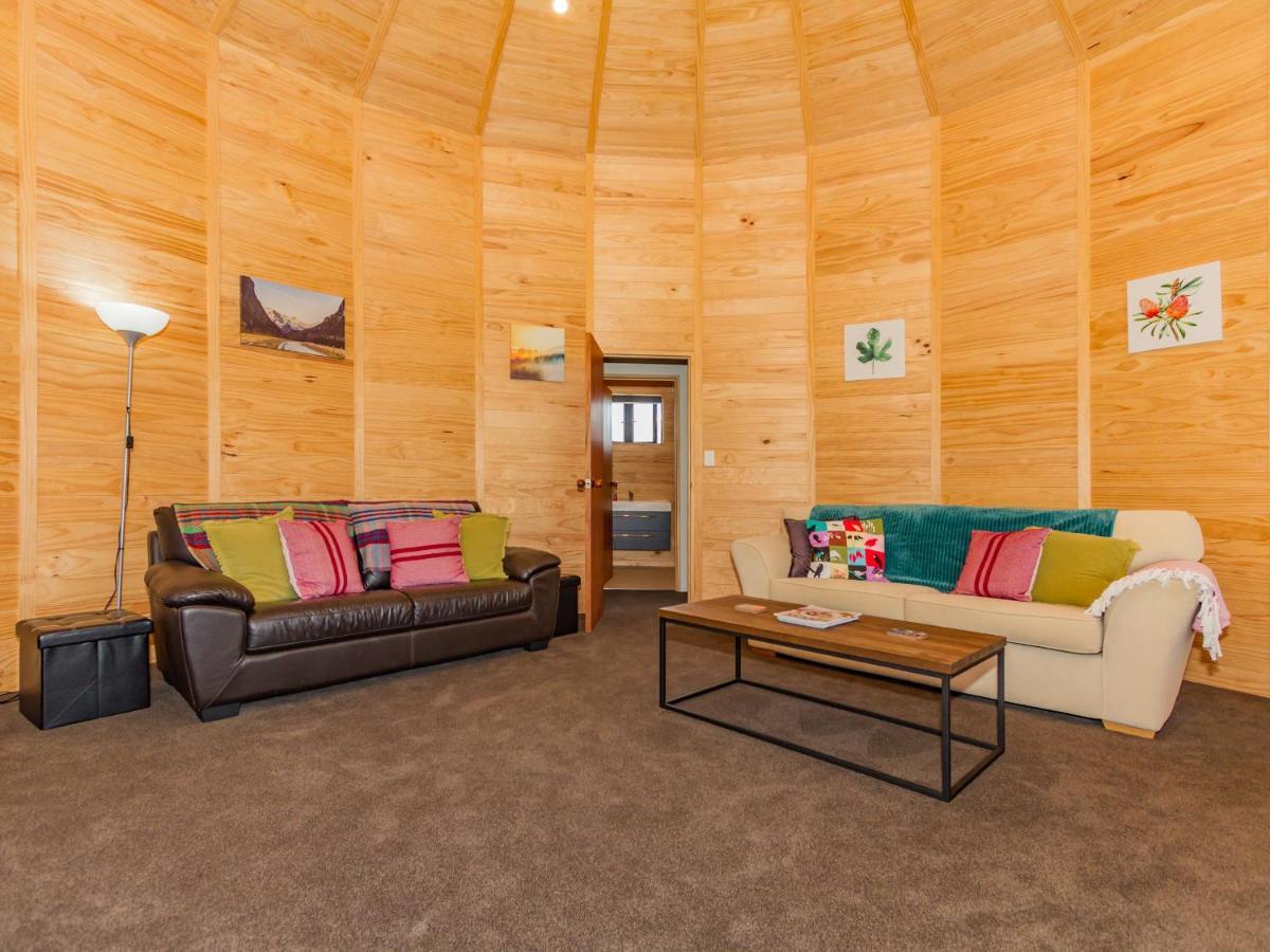 The Snowglobe - Ohakune Modern Yurt Style Chalet Ngoại thất bức ảnh